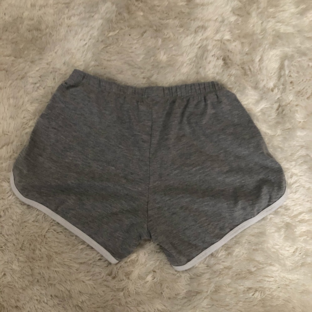 Shorts - Picture 2 of 3